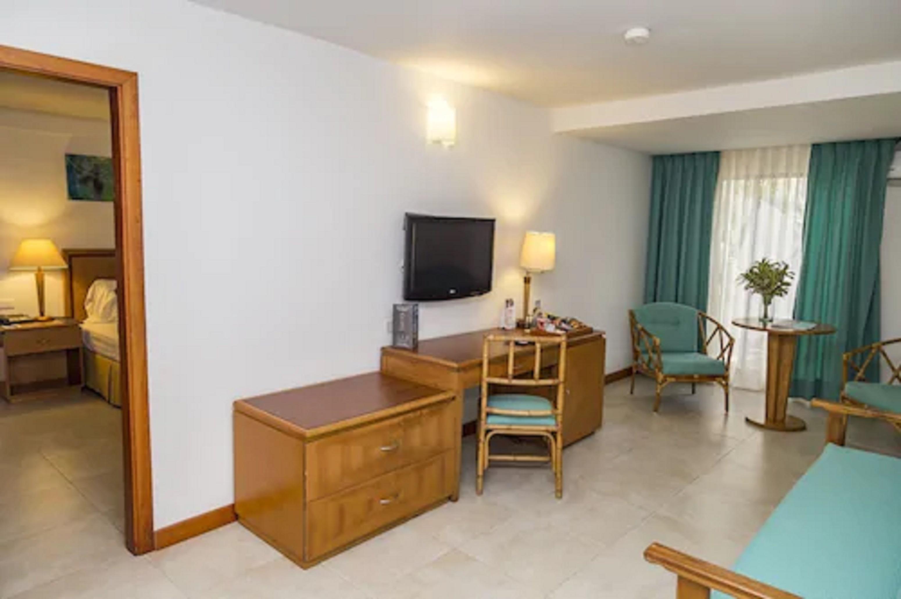 Hotel Estelar Santamar & Centro De Convenciones 4*