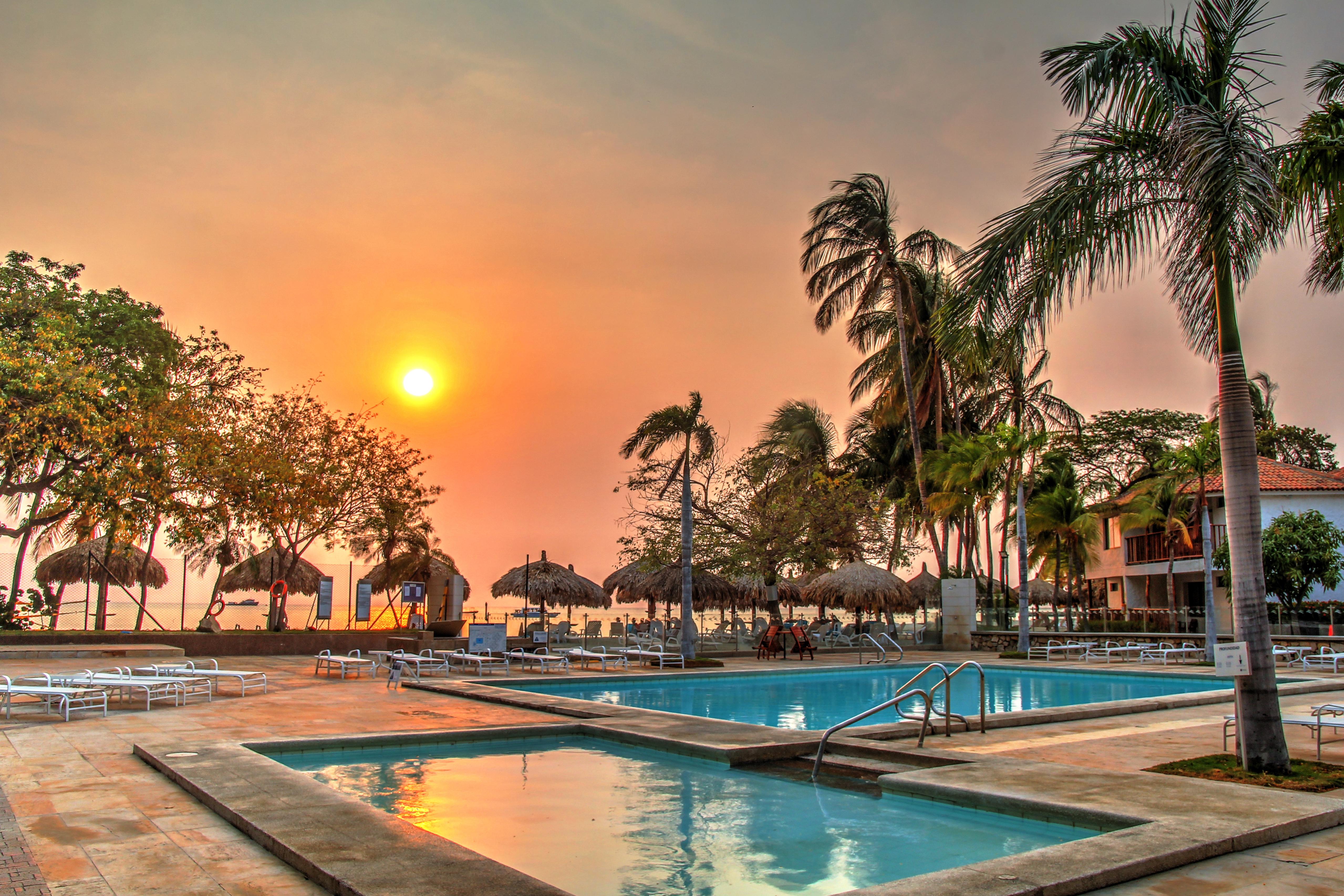 Hotel Estelar Santamar & Centro De Convenciones 4*